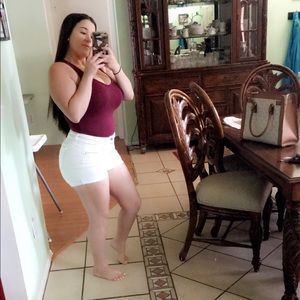 Meet your Posher, Julia